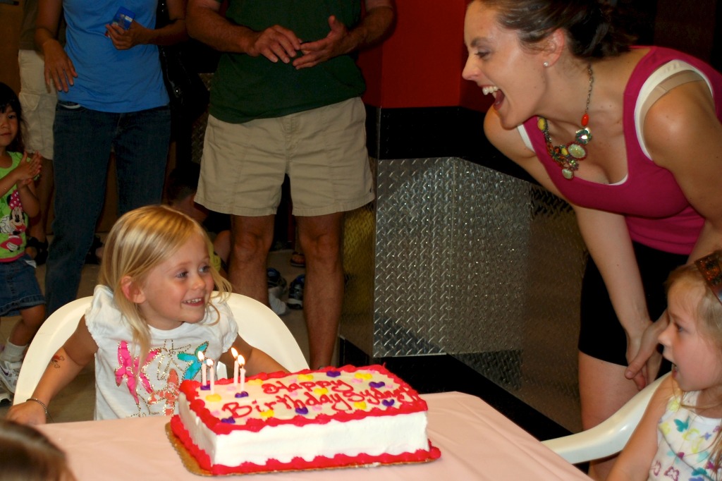 2012-05-20-Sydney's 4th BD-30.jpg